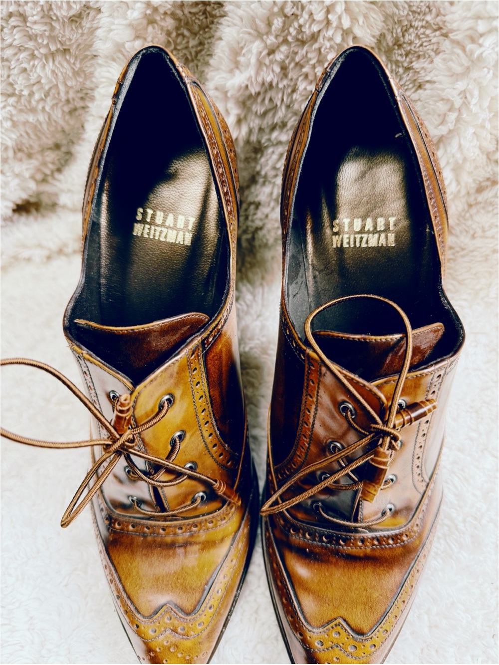 Stuart Weitzman Brown Leather Lace-Up Wingtip Heels - Picture 3 of 6